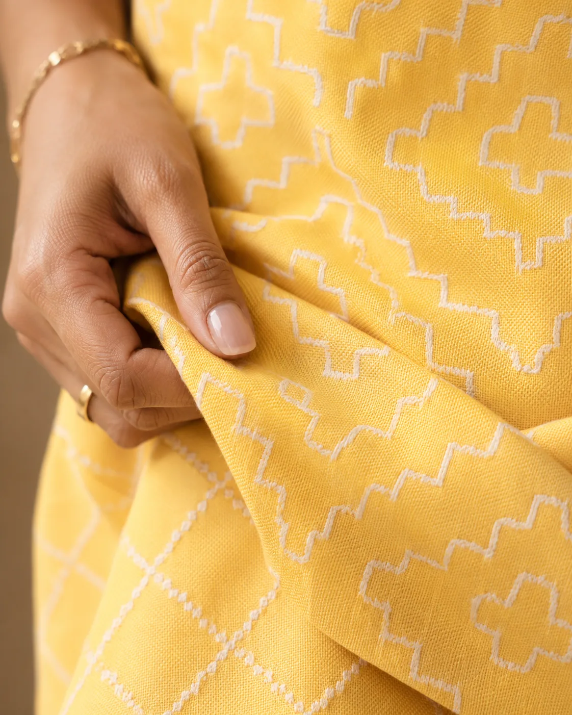 Ruth Bow Yellow Jacquard Set — view 6